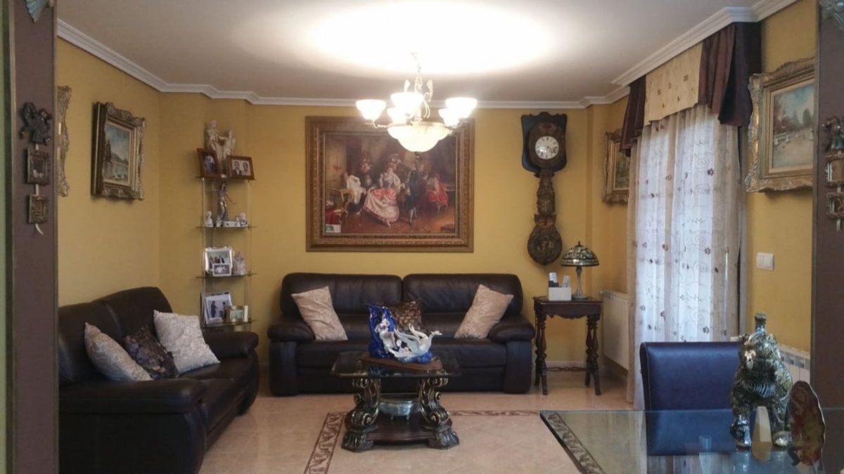 Nieruchomości na sprzedaż i do wynajęcia w Hiszpanii photo 1