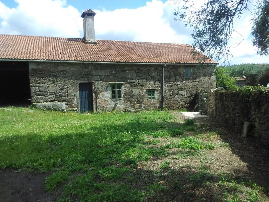 Properties for sale and rent in Spain photo 2