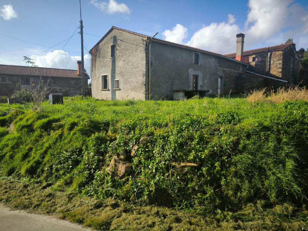 Properties for sale and rent in Spain photo 2