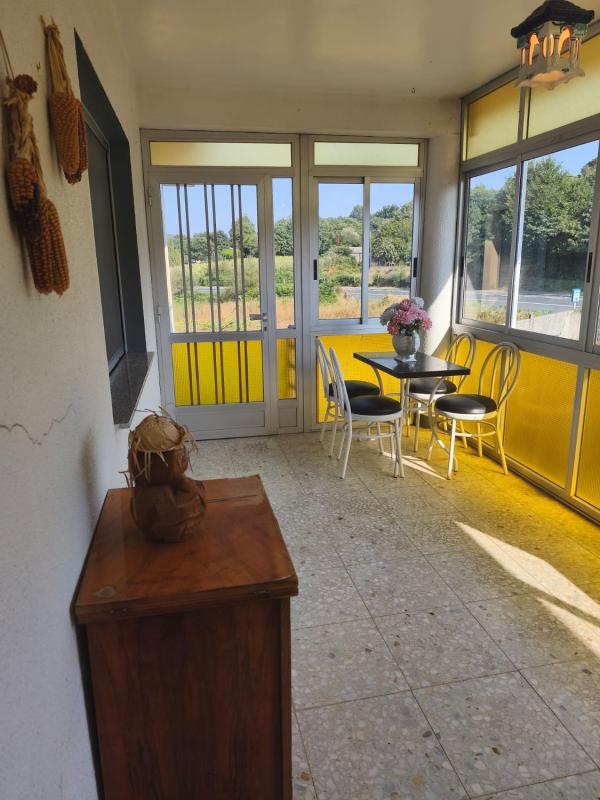Sale of independent chalet in Vilariño de roade, 27, Sobrado
photo 3