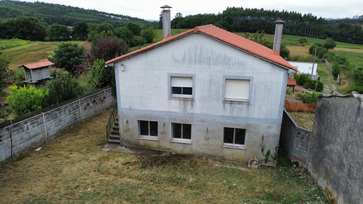 Properties for sale and rent in Spain photo 3