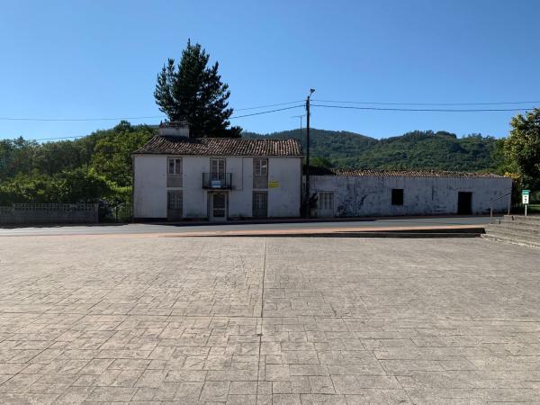 Casa rural en carretera toques a melide s/n photo 2