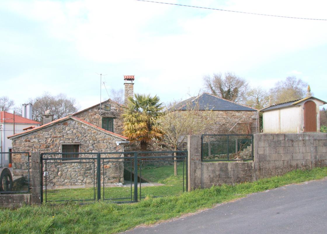 Sale of independent chalet in Dombrete, 14, Sobrado
photo 2