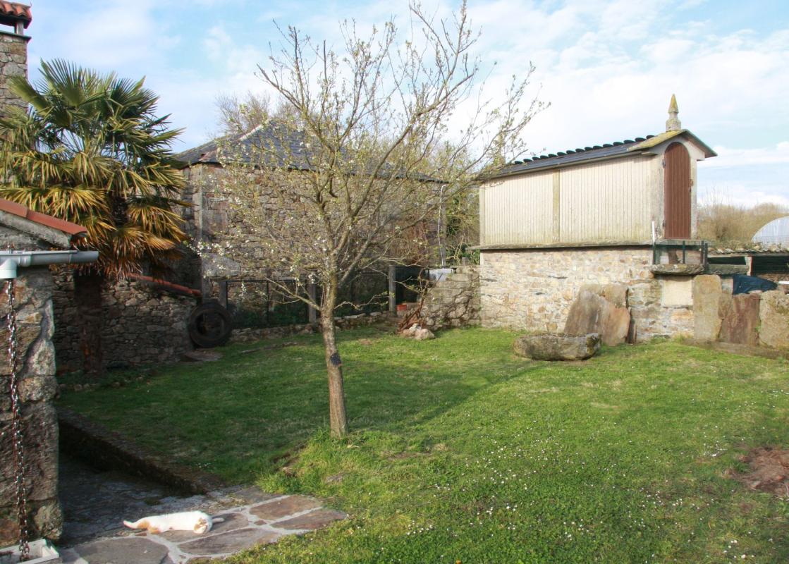 Sale of independent chalet in Dombrete, 14, Sobrado
photo 3