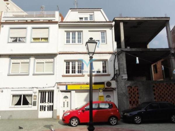 Chalet adosado en calle Cantón da Leña photo 1