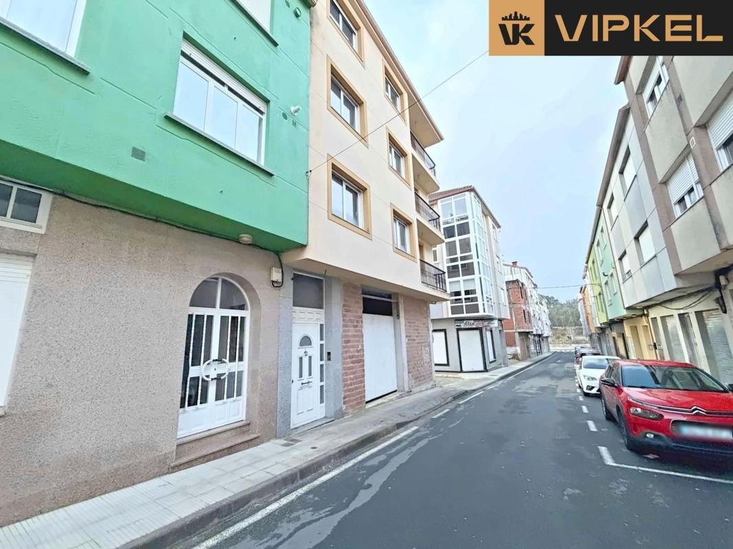 Properties for sale and rent in Spain photo 2