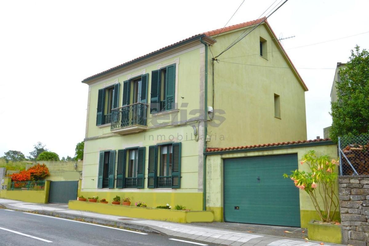 Продажа отдельного шале в Calle Crego Xoan Astray, 18, Зас photo 2