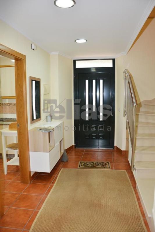 Продажа отдельного шале в Calle Crego Xoan Astray, 18, Зас photo 4