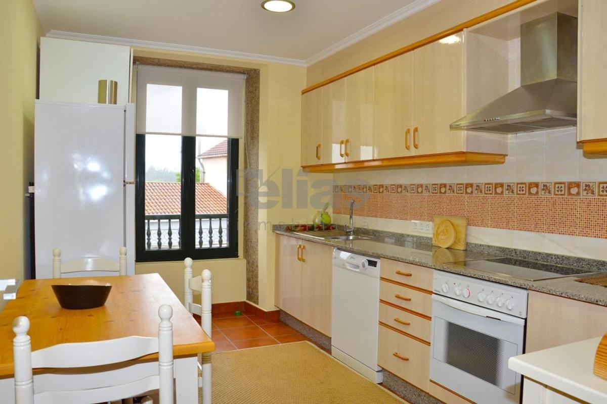 Продажа отдельного шале в Calle Crego Xoan Astray, 18, Зас photo 5