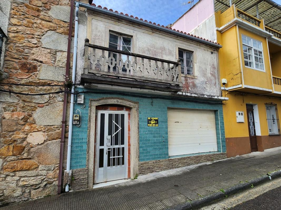 Properties for sale and rent in Spain photo 5