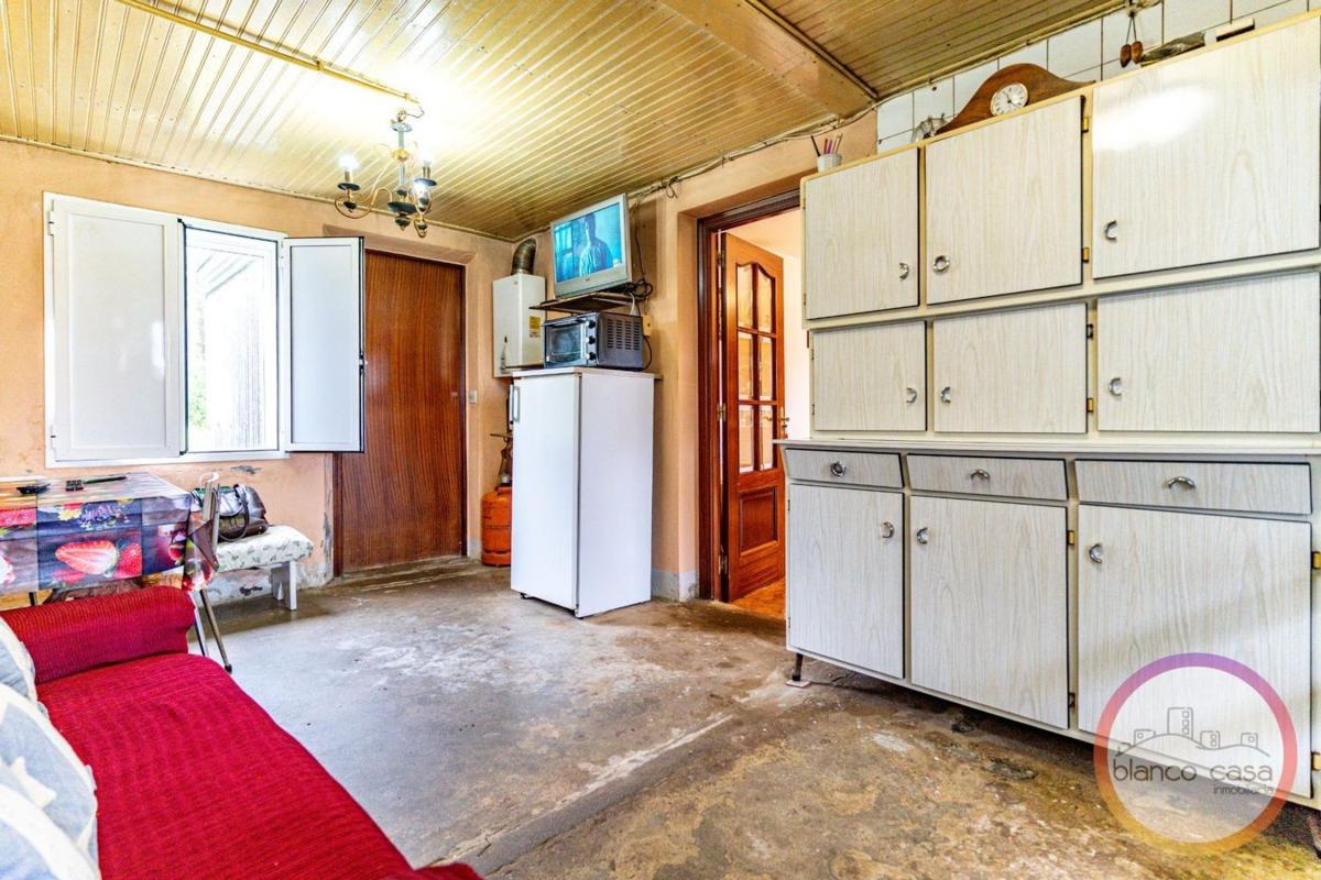 Продажа отдельного шале в Santa Comba, Санта Комба photo 5
