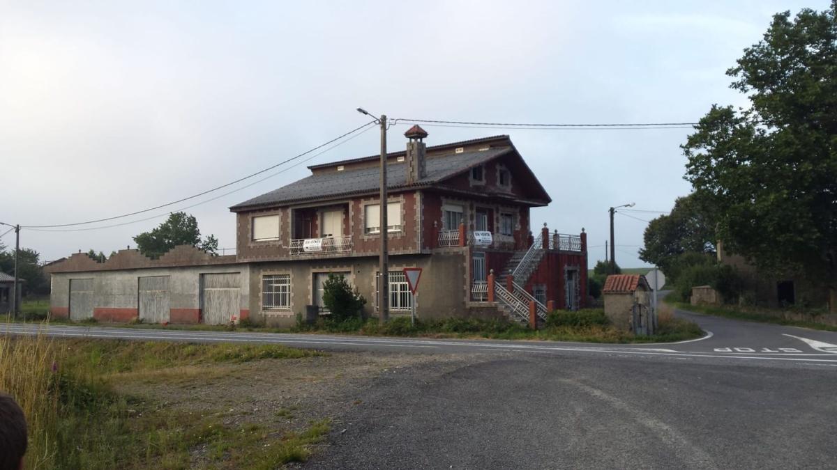Sale of independent chalet in Ac546 choupana, 546 AC, Santa Comba
photo 5