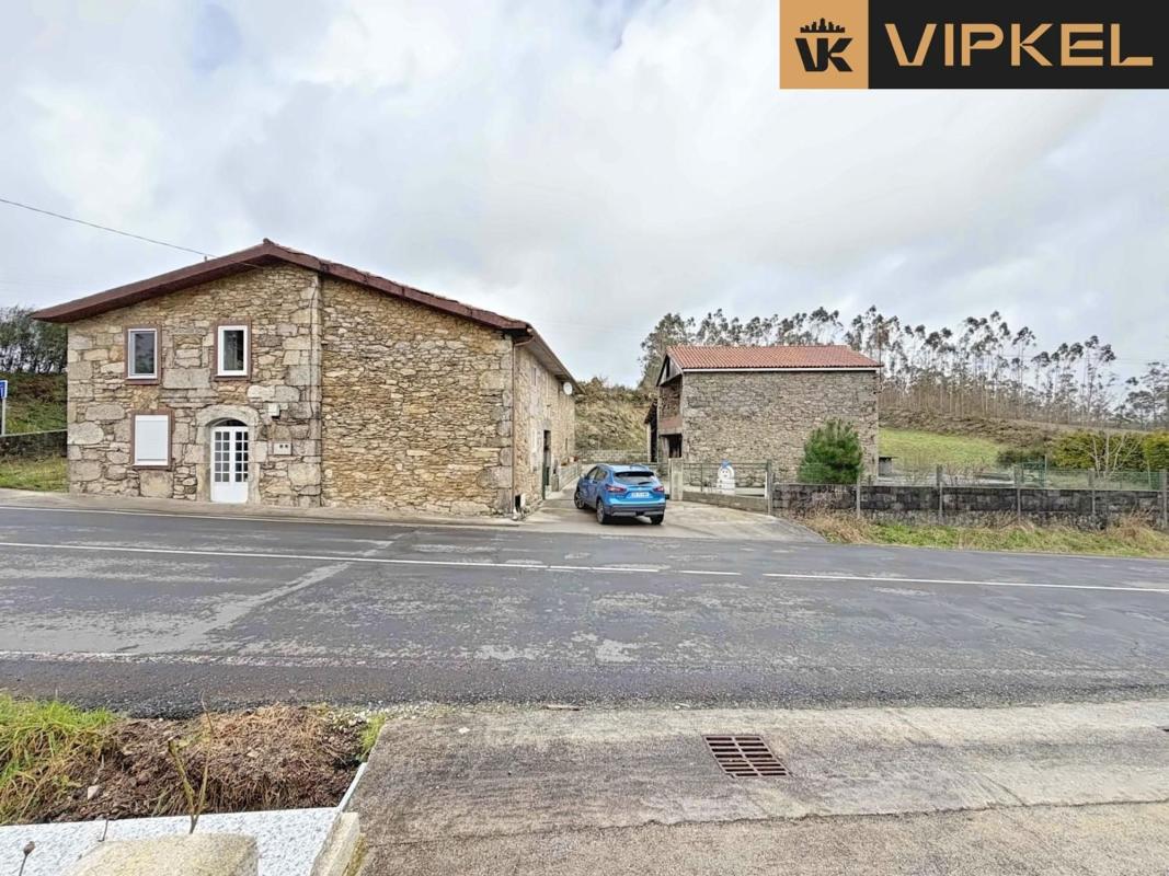 Sale of independent chalet in Ser, Santa Comba
photo 1