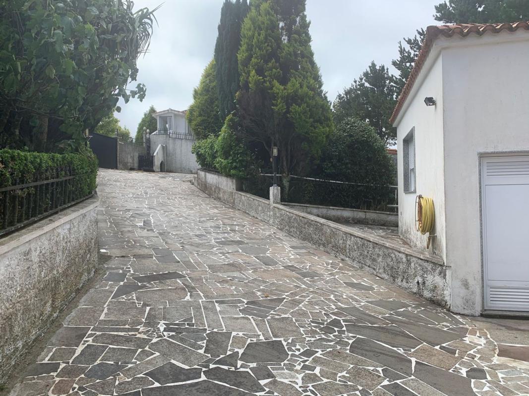 Sale of independent chalet in O busto s/n, Santa Comba
 photo 5