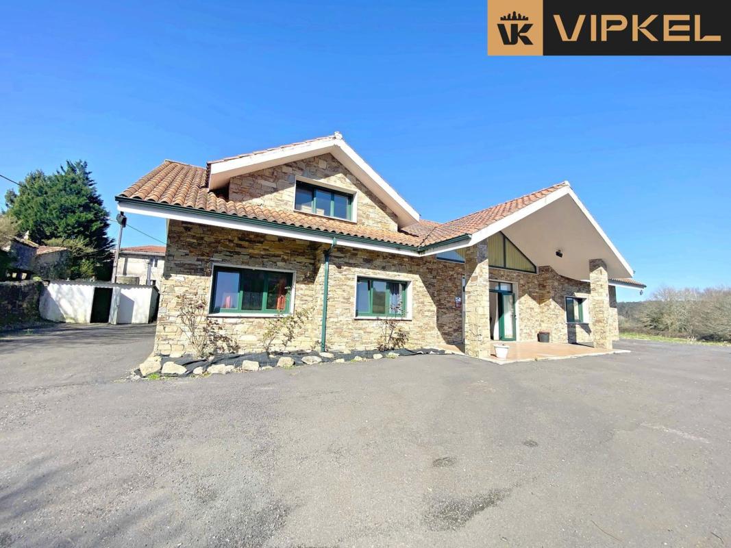 Продажа отдельного шале в Abuín, Санта Комба photo 4