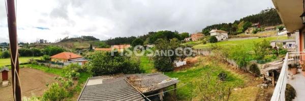 Chalet pareado en calle Cruces photo 2