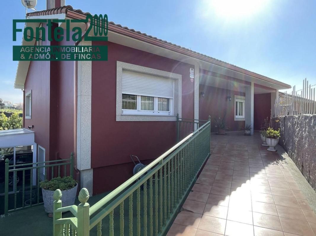 Venta de chalet independiente en Almeiras, Culleredo
photo 1