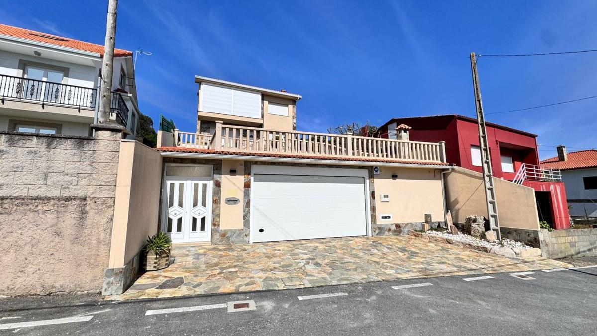 Sale of independent chalet in Calle Agramonte, Arteijo
photo 3