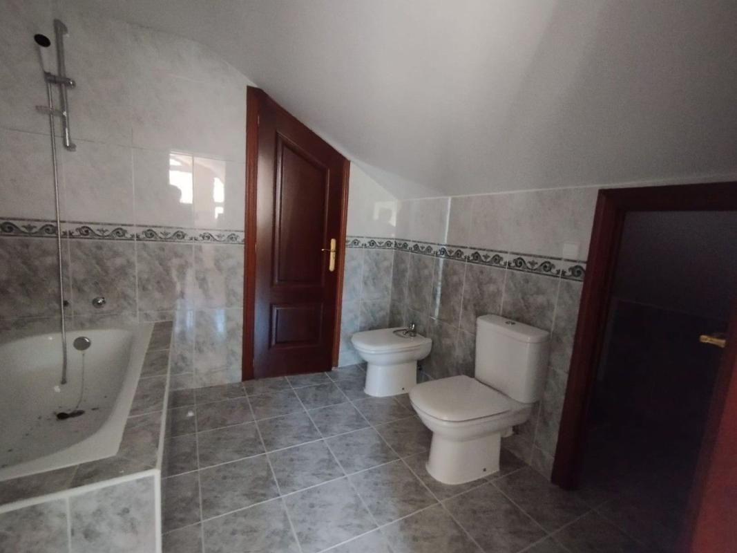 Venta de chalet independiente en Cambre, Cambre
photo 5