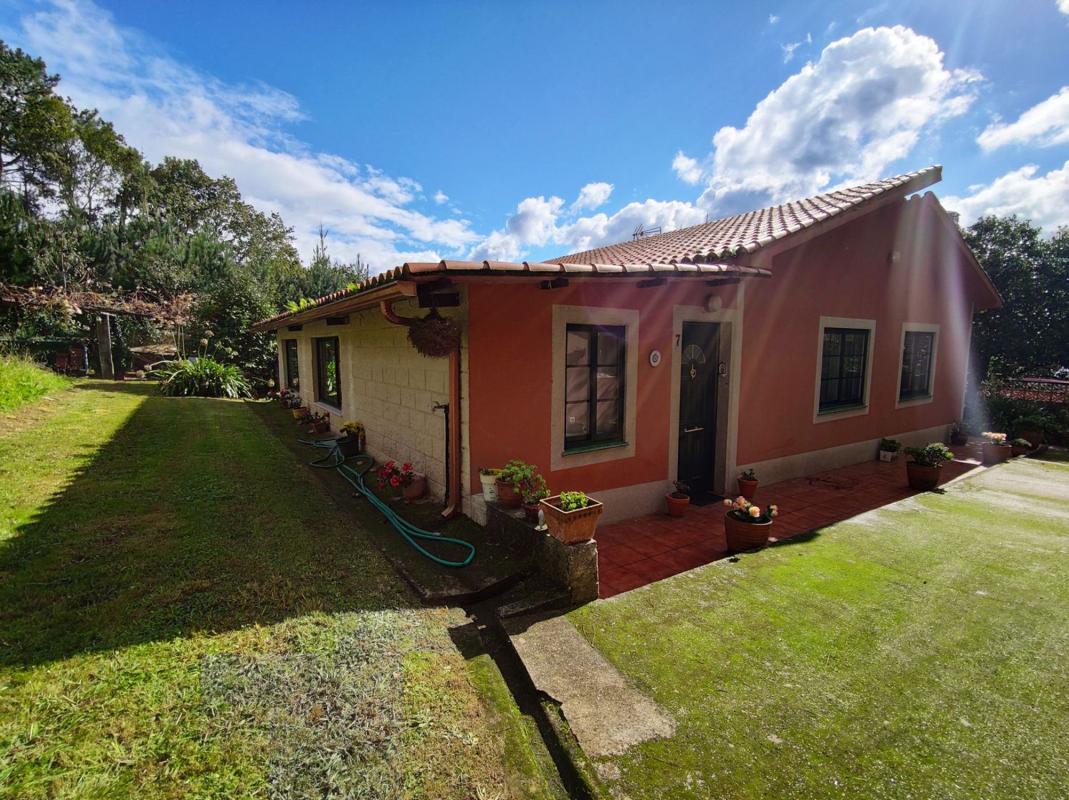 Sale of independent chalet in Seixurra. Orto, Abegondo
photo 1