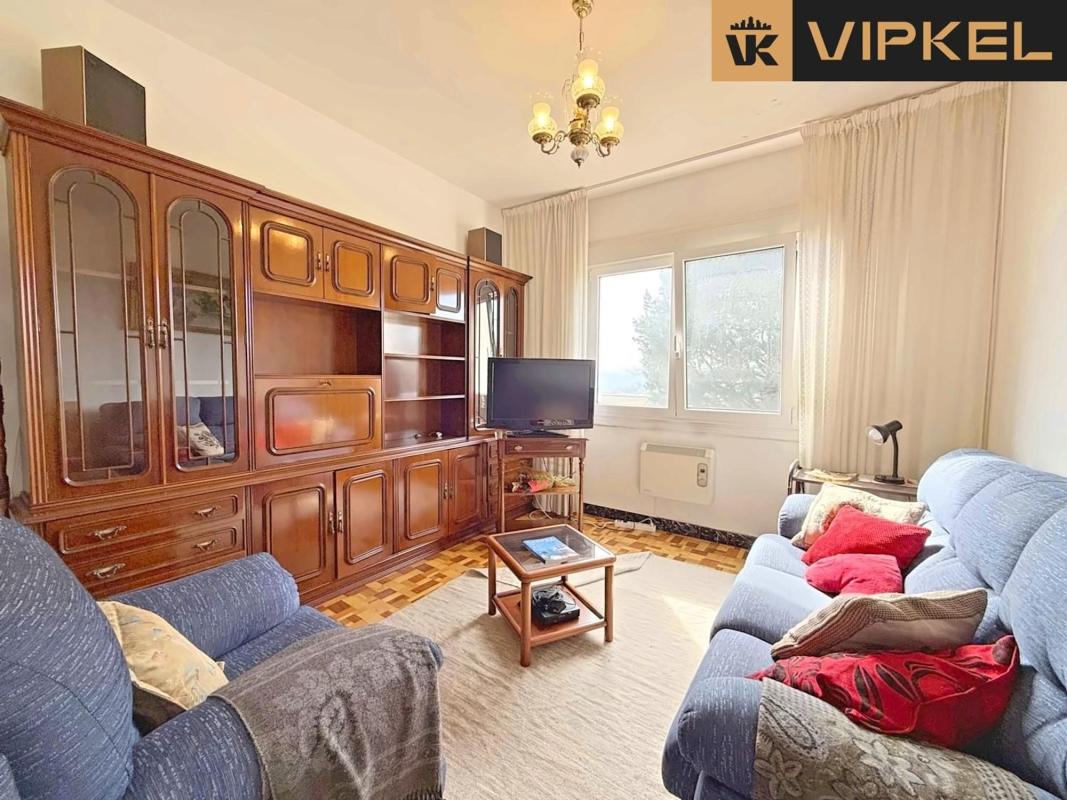 Sale of independent chalet in Sobrecarreira, Cambre
 photo 4