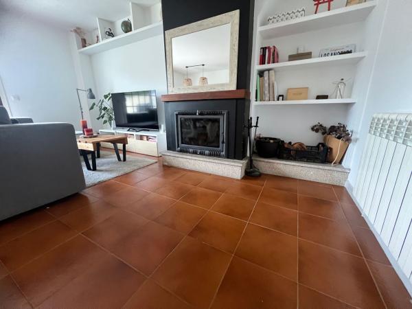 Chalet adosado en calle Xardín de Gómez, 23 thumbnail 2