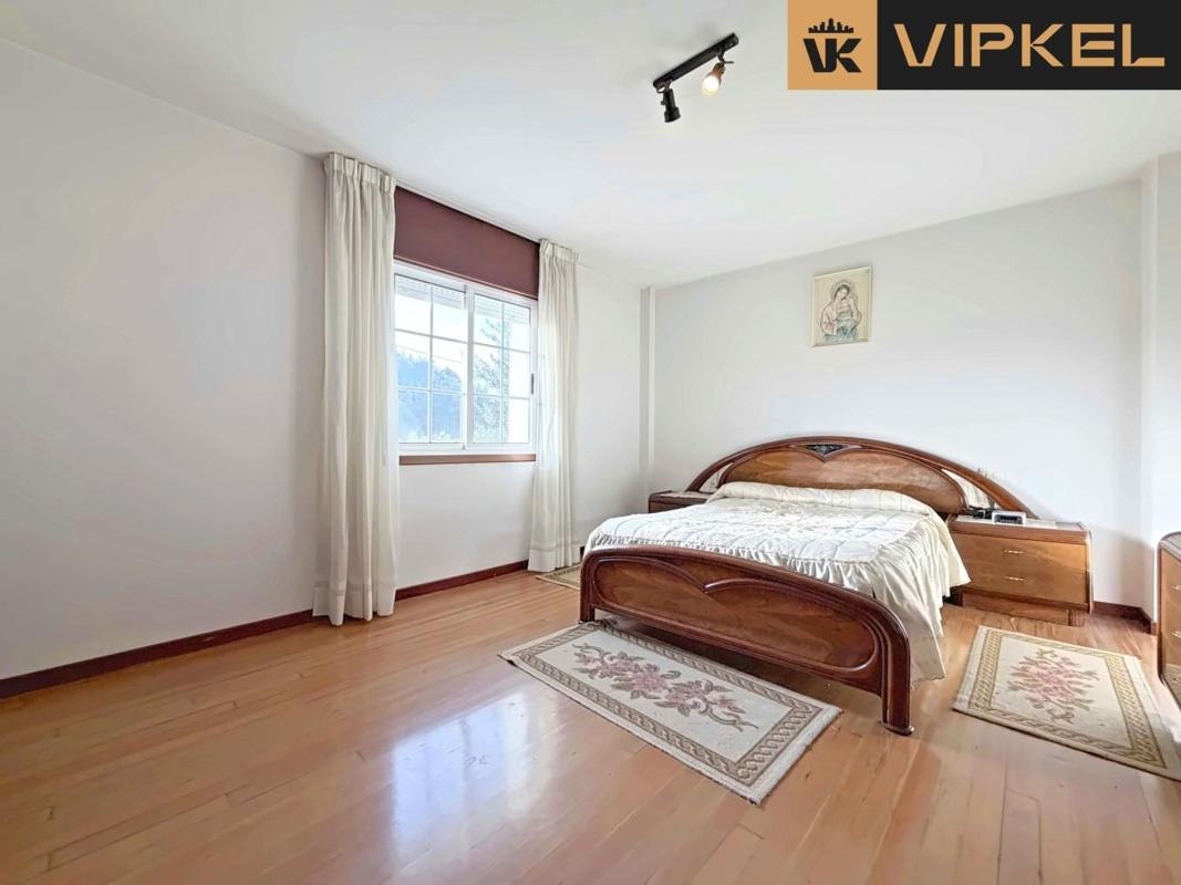Venta de chalet independiente en LG XUBIN, Oleiros
photo 4