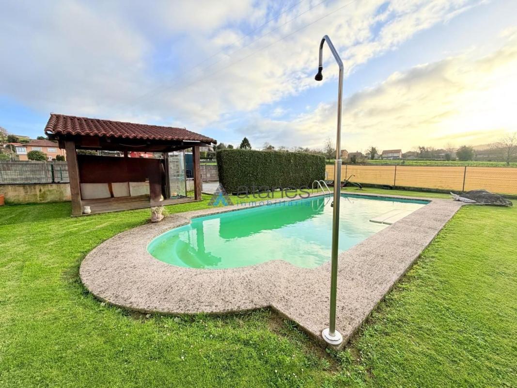Venta de chalet independiente en Cambre, Cambre
photo 4