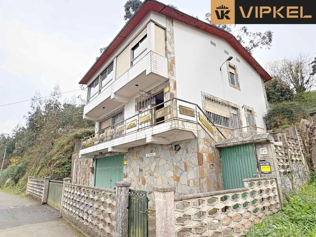 Venta de chalet independiente en Avenida Ernesto Che Guevara, Oleiros
 photo 3