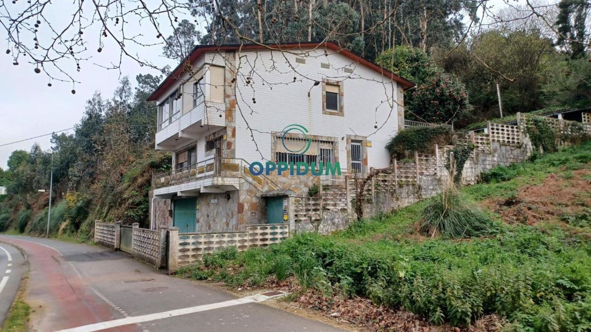 Venta de chalet independiente en Avenida Ernesto Che Guevara, Oleiros
 photo 4