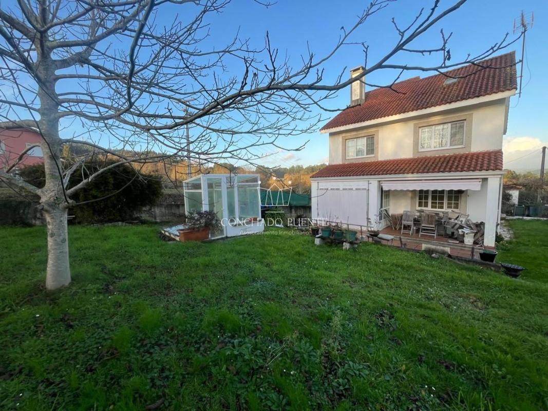 Sale of independent chalet in Lugar Casal, Bergondo
 photo 2