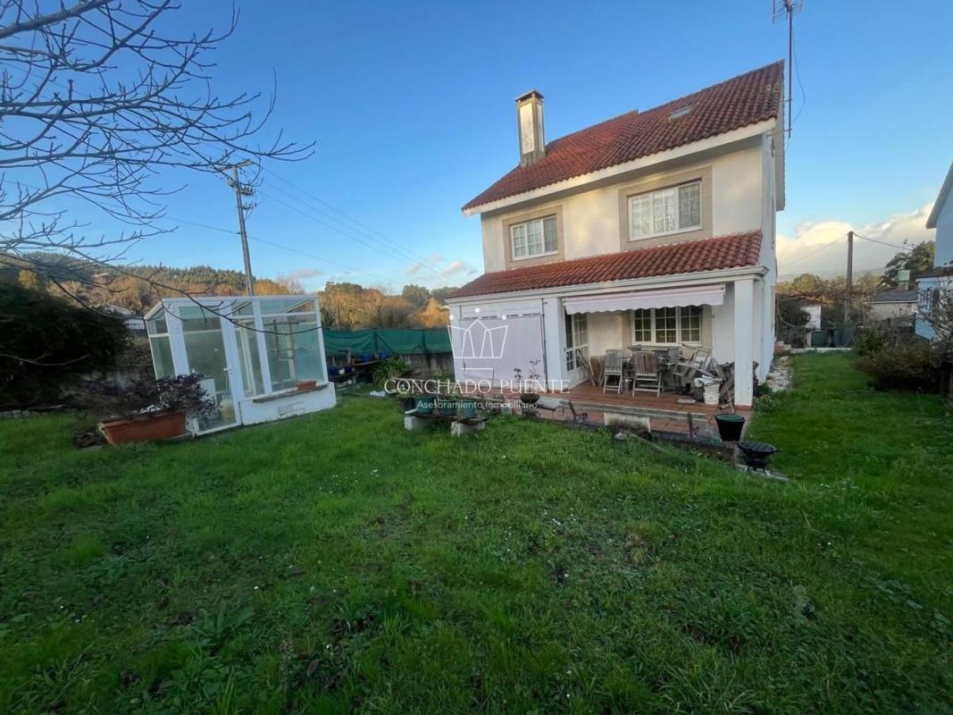 Sale of independent chalet in Lugar Casal, Bergondo
 photo 5