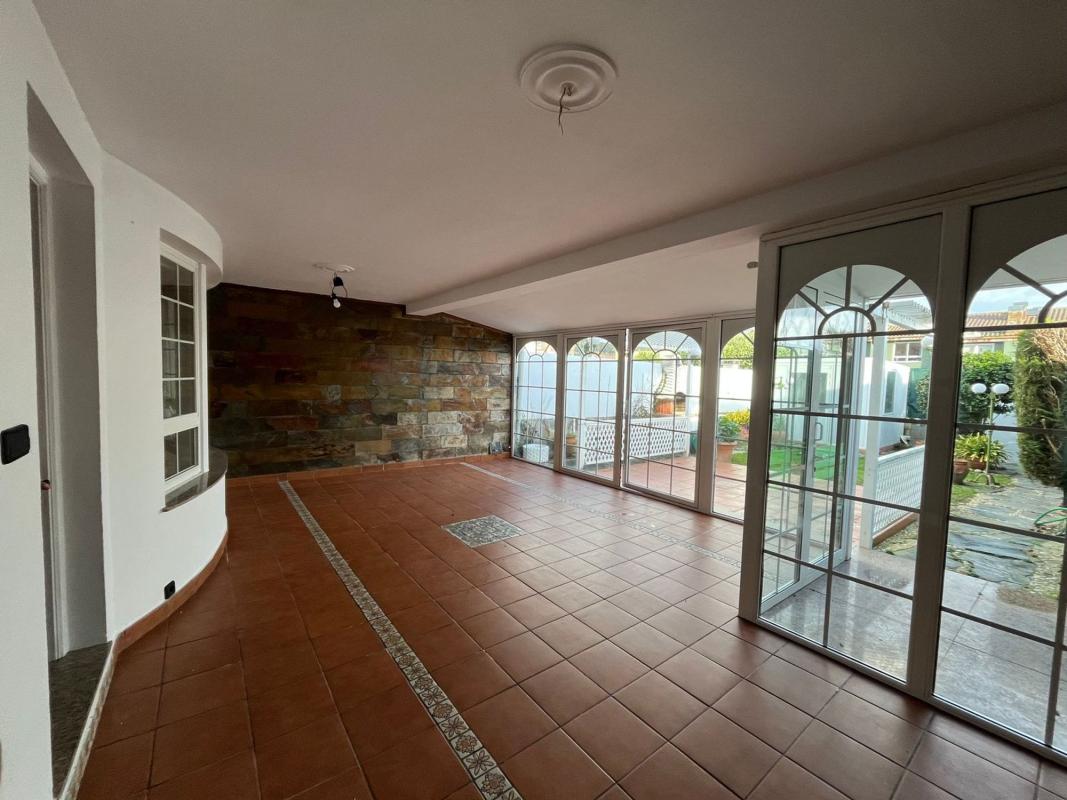 Venta de chalet adosado en Calle do Mar, 1 , Oleiros photo 1