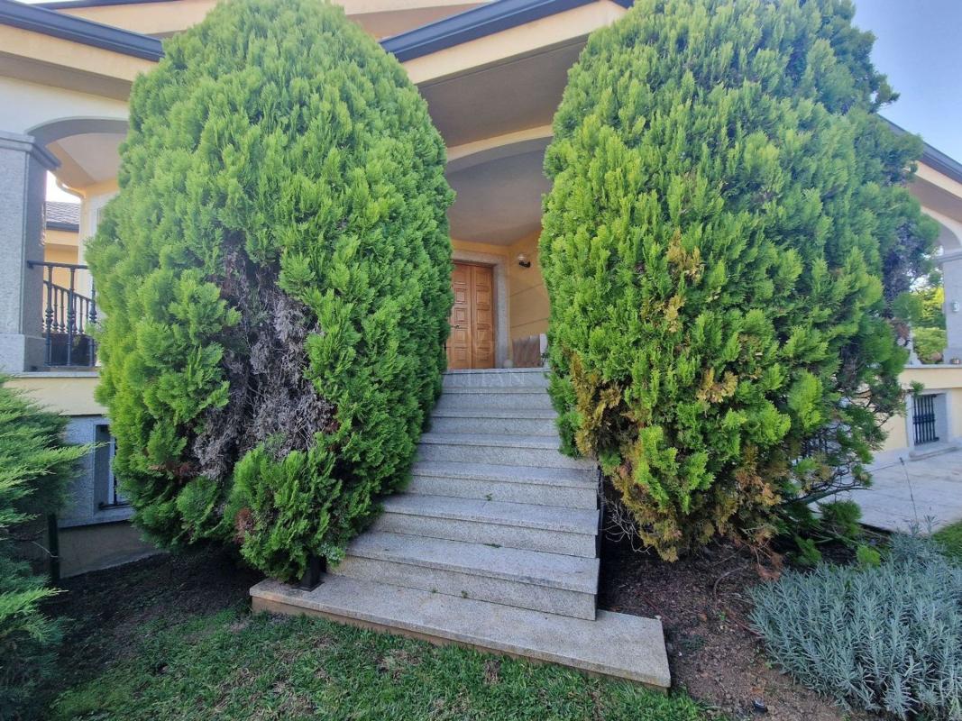 Sale of independent chalet in Calle Cruz de Sar, Bergondo
photo 5