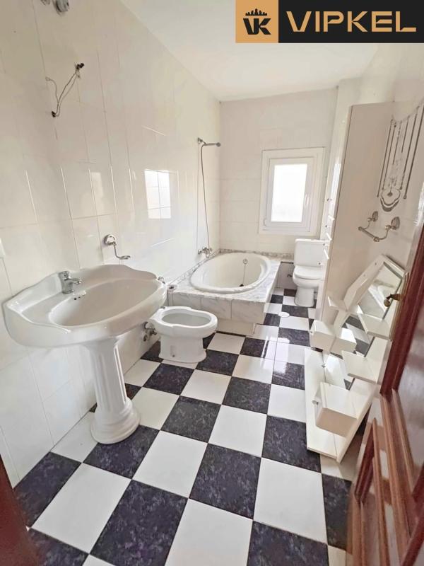 Venta de chalet independiente en Cabra, Carral
 photo 2