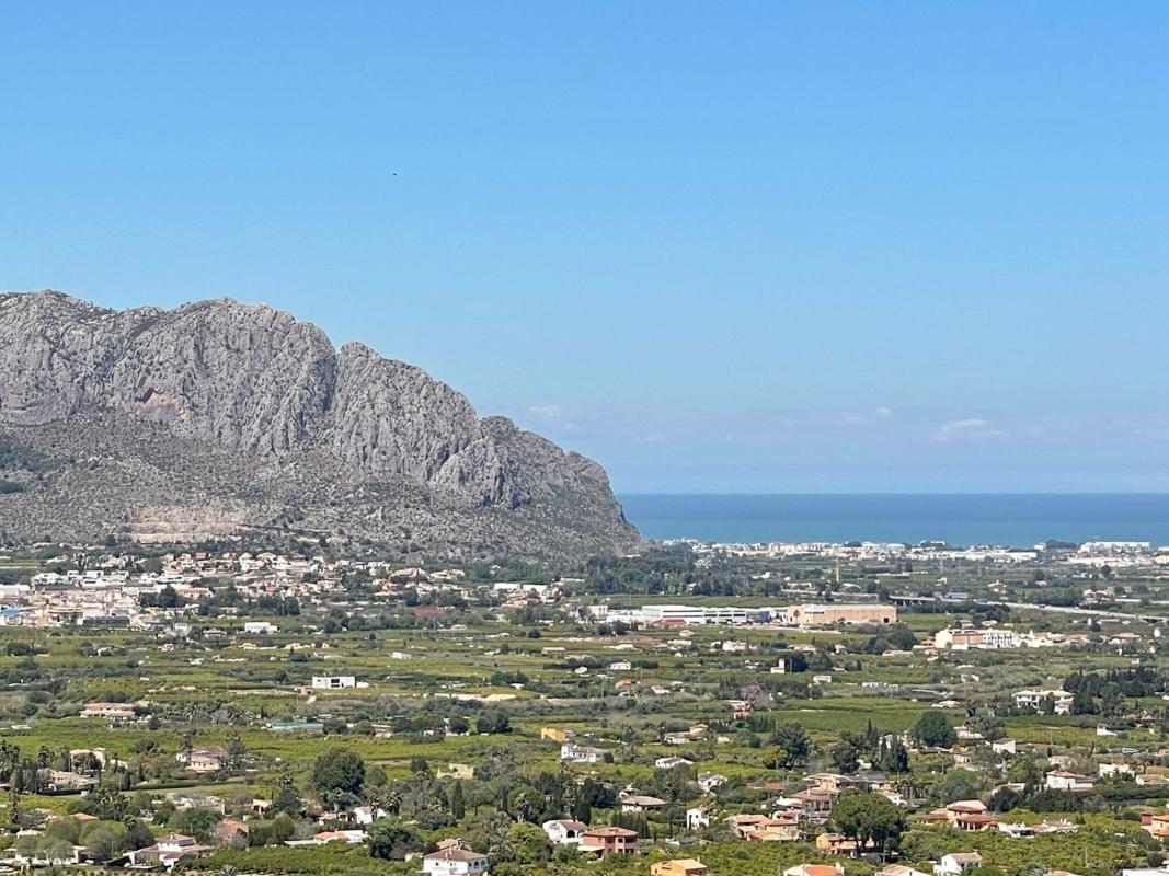 Land for sale in Pedreguer, Alicante photo 1
