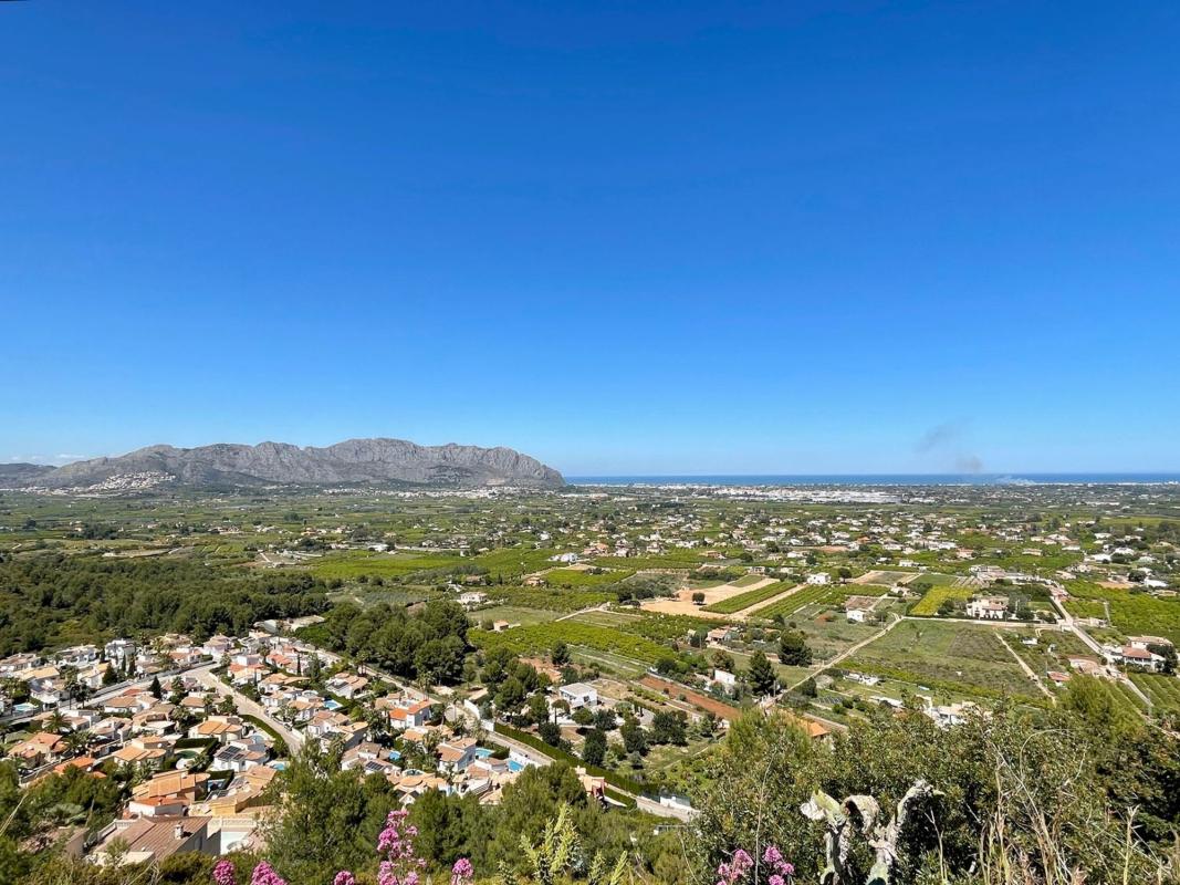 Land for sale in Pedreguer, Alicante photo 2