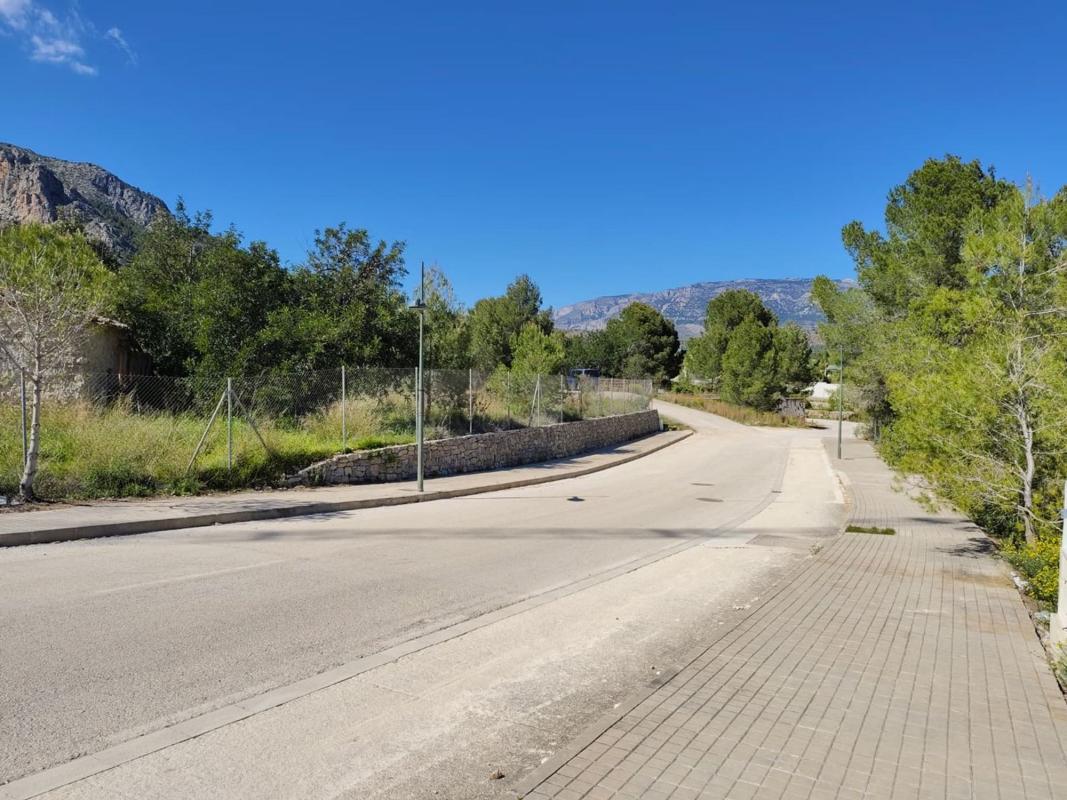 Land for sale in Polop, Alicante photo 1