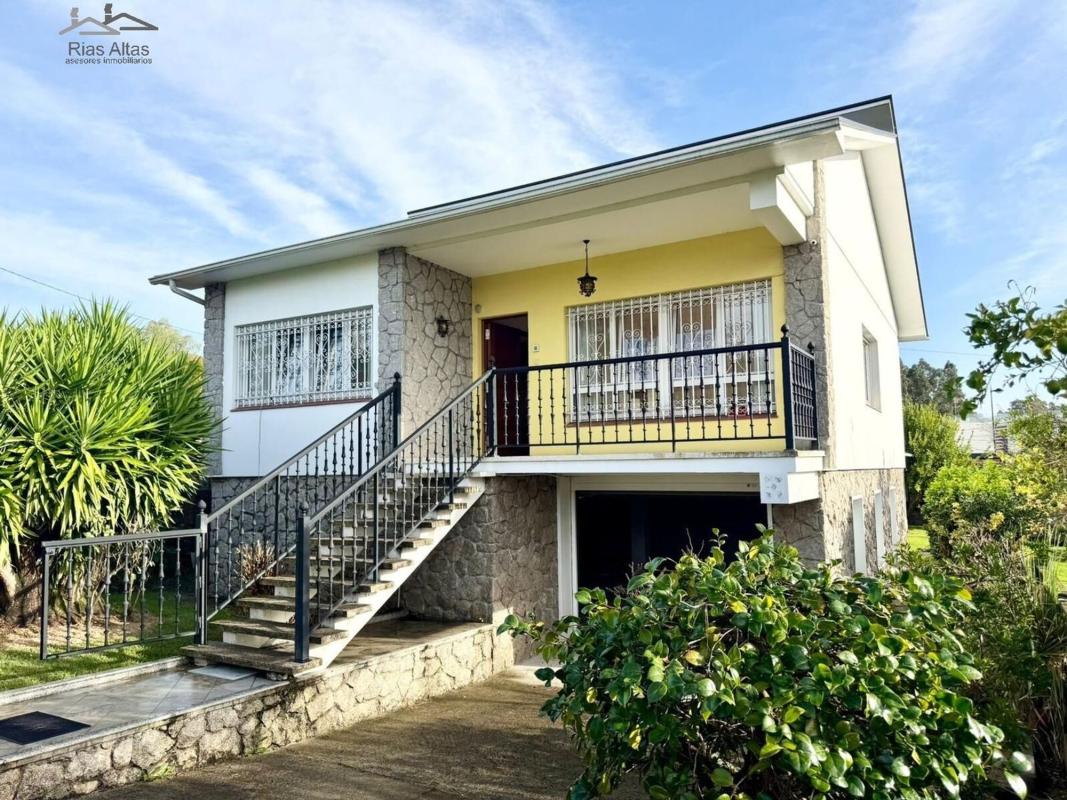 Venta de chalet independiente en Calle Salvador de Madariaga, 39, Oleiros
photo 2