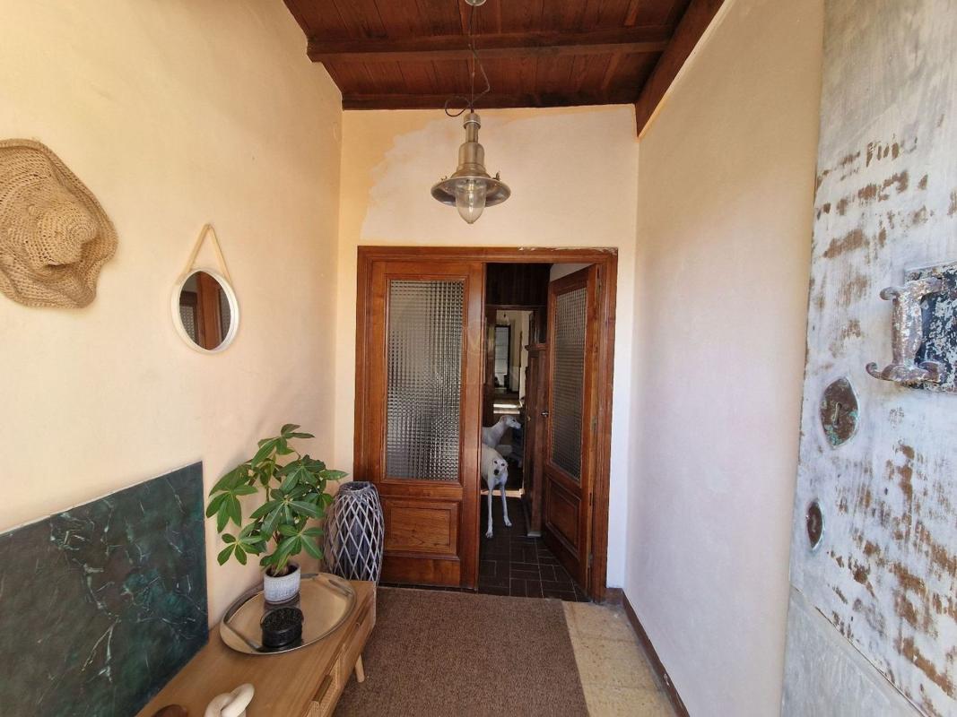 Properties for sale and rent in Spain photo 5