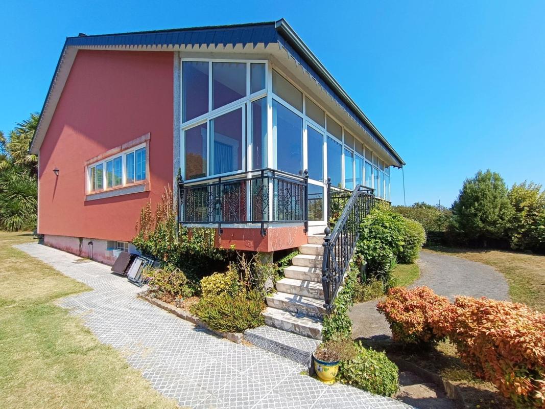 Sale of independent chalet in LG PAZOS, Cambre
photo 2