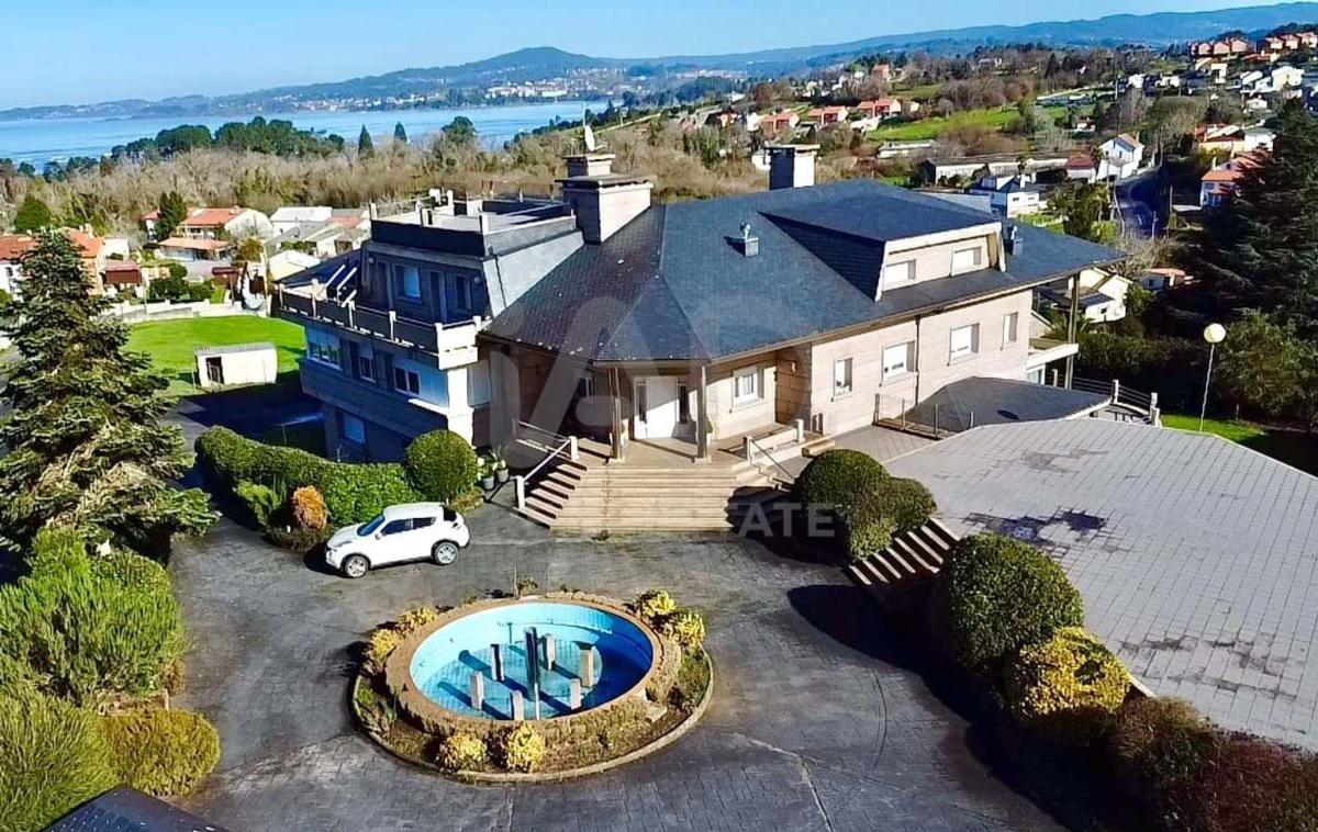 Sale of independent chalet in Bergondo, Bergondo
photo 1