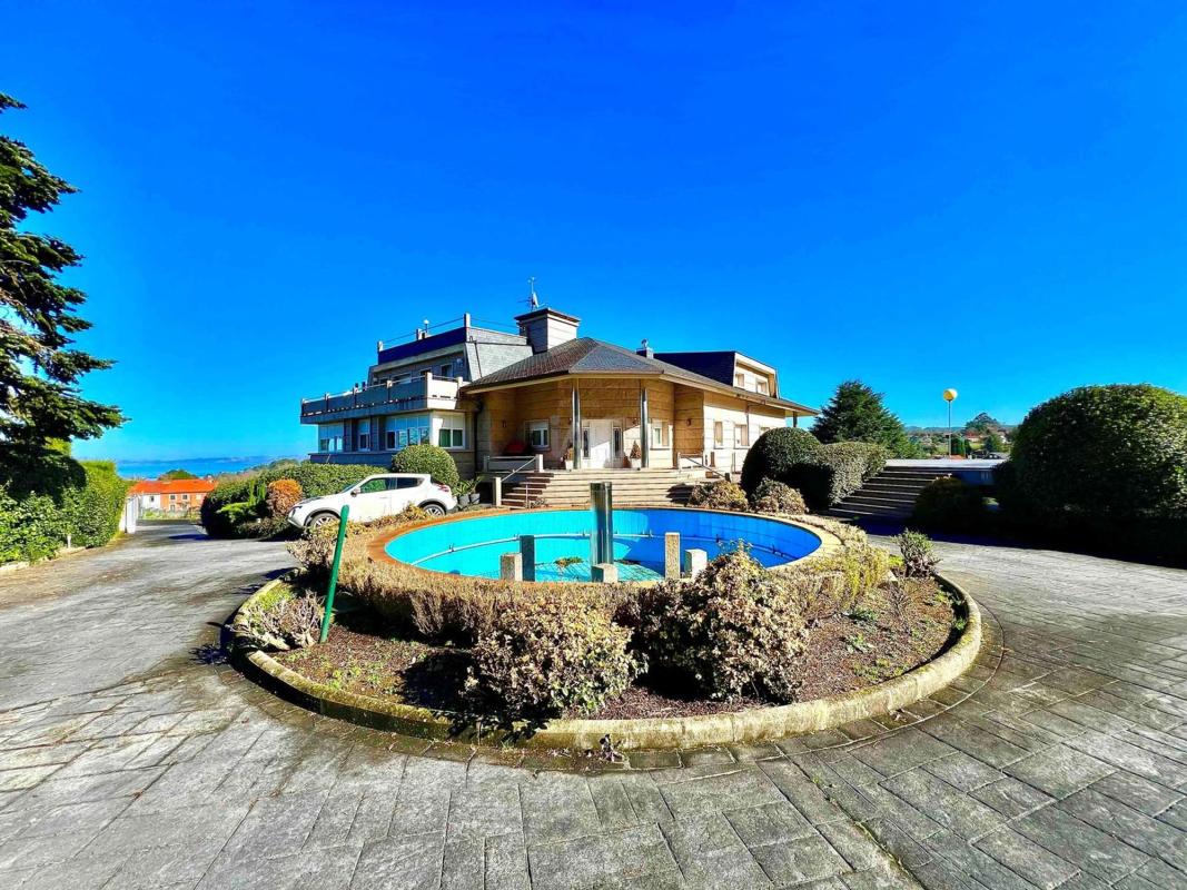 Sale of independent chalet in Bergondo, Bergondo
photo 2