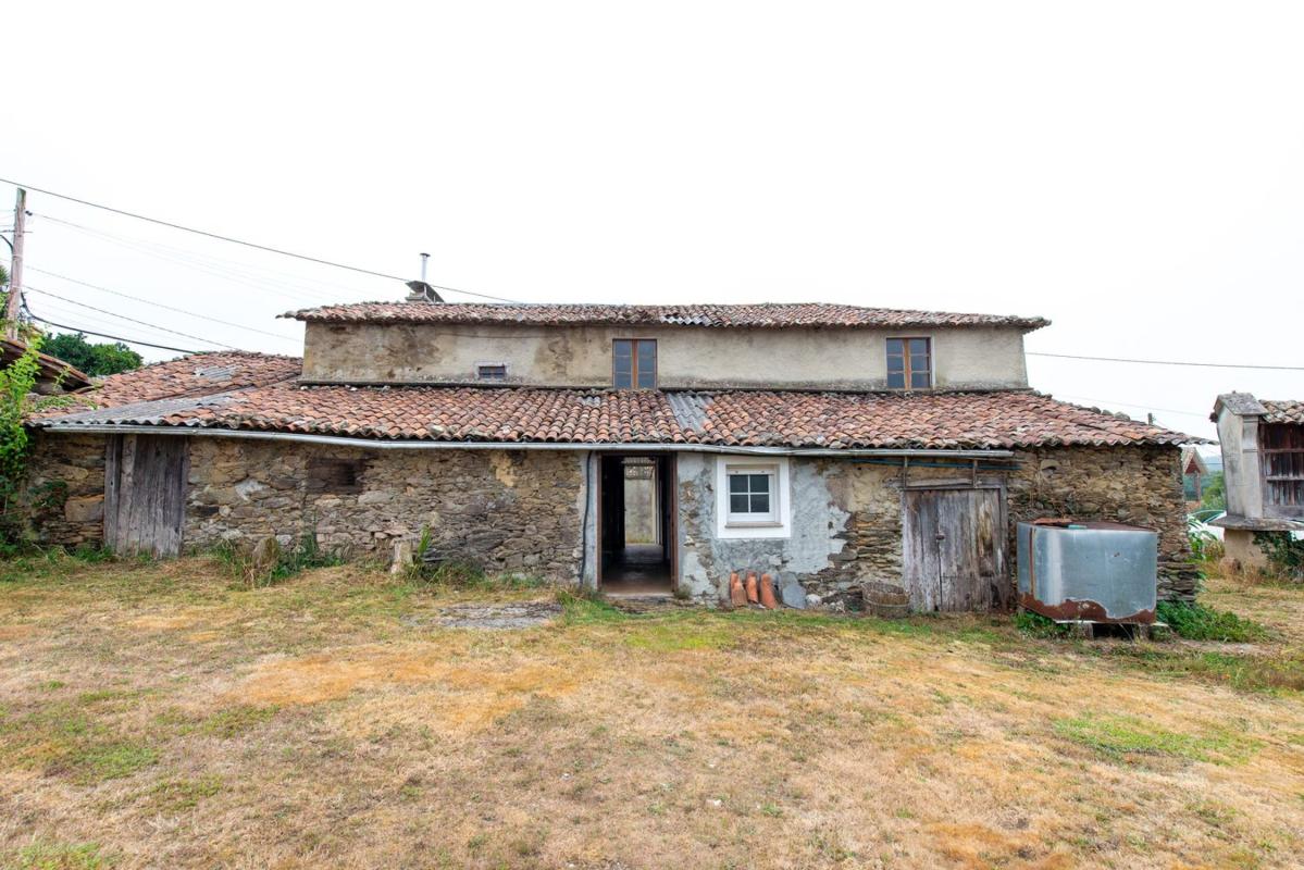 Продажа отдельного шале в Barral, Камбре photo 1