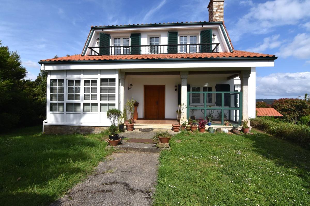 Sale of independent chalet in Camino Sada Armuño, Sada
photo 1