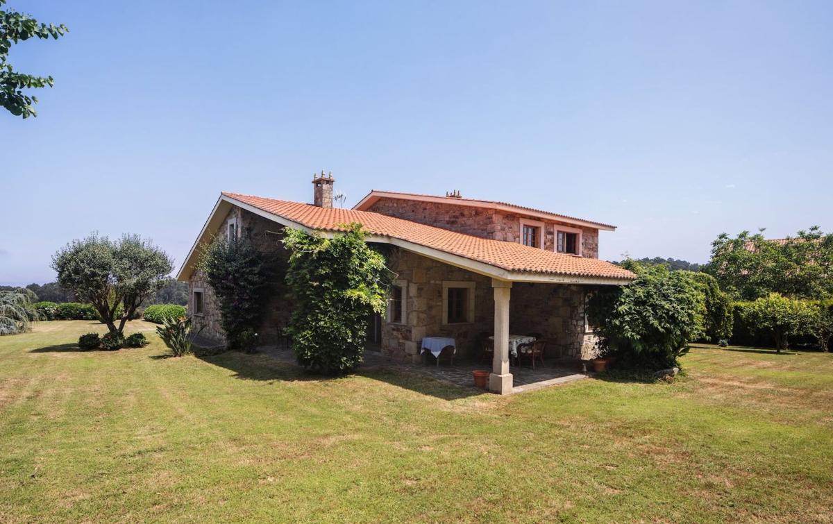 Venta de chalet independiente en Calle Marola, 14, Oleiros
photo 3
