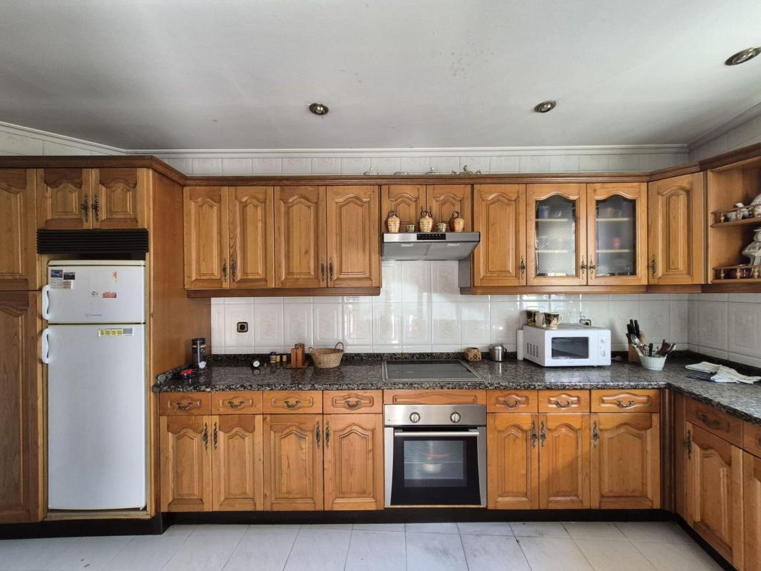 Sale of townhouse in Camino de Mesoiro , A Coruña photo 2