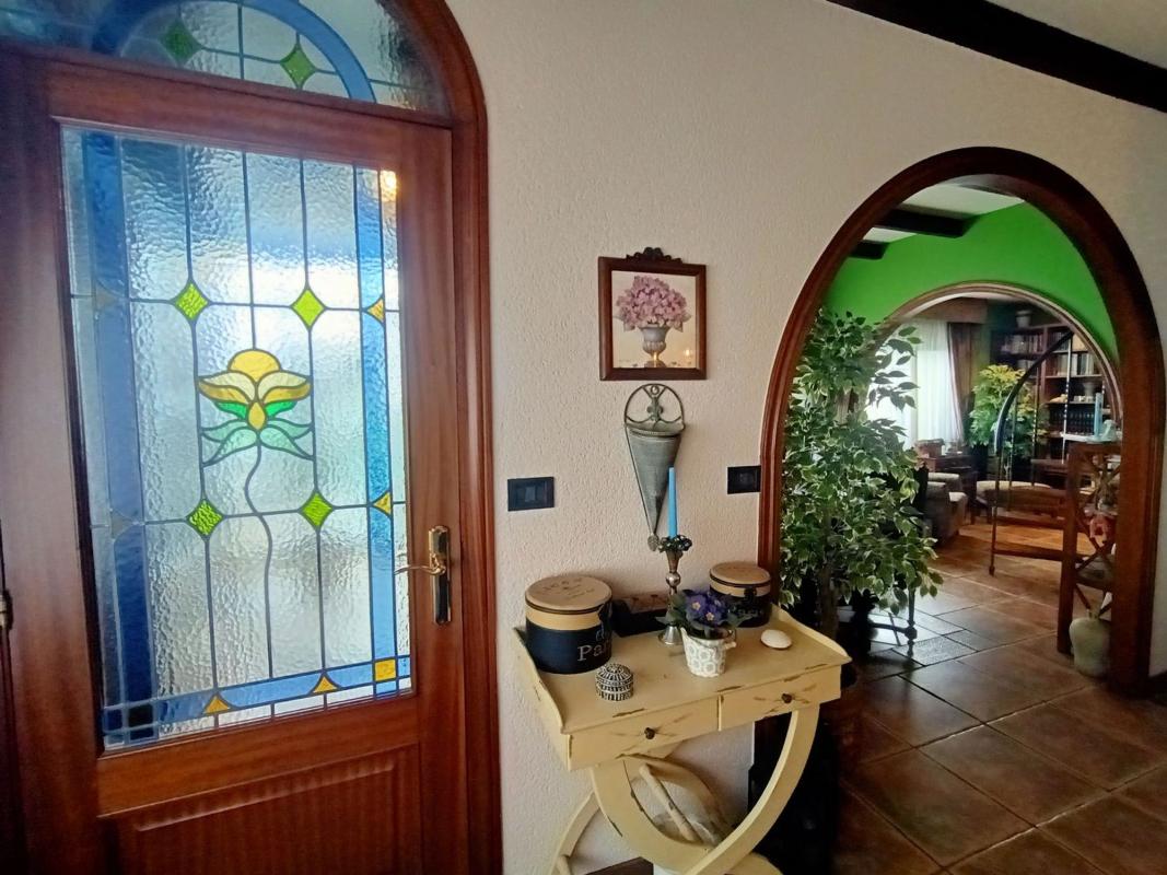 Sale of independent chalet in RU MON VASCO, Arteijo
photo 3