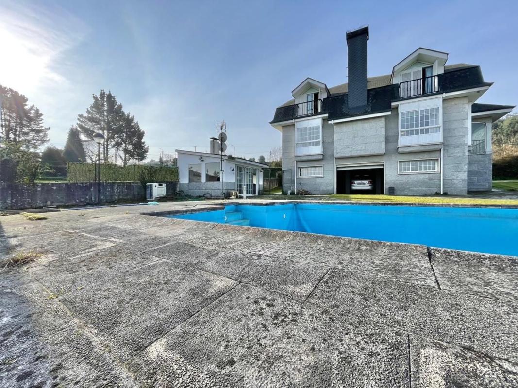 Sale of independent chalet in Aldea Gandarío, Bergondo
 photo 3