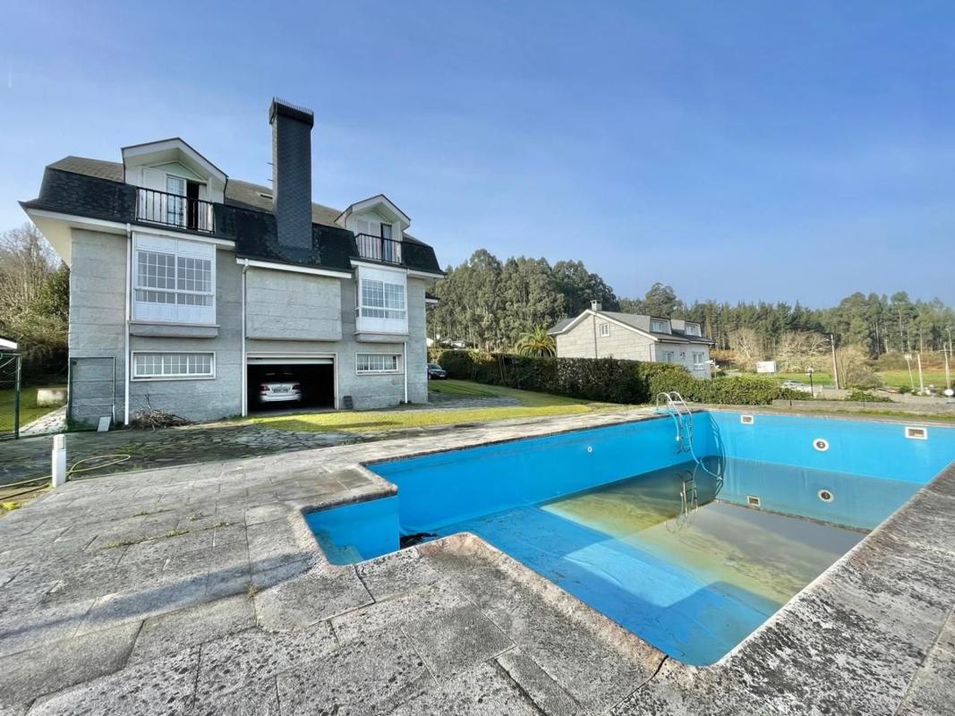 Sale of independent chalet in Aldea Gandarío, Bergondo
 photo 4